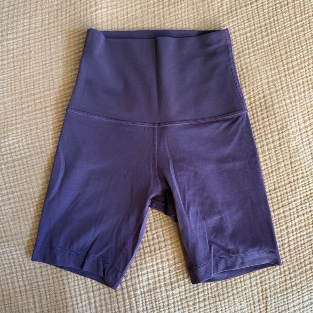 Lululemon align bike shorts in burgundy